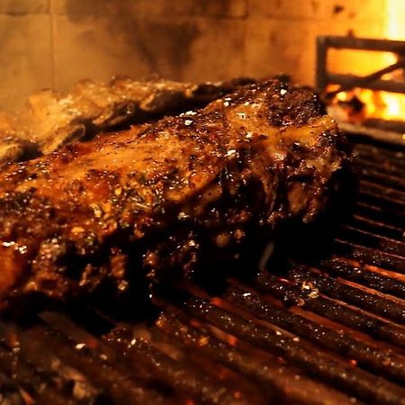 Apartamento En Country Pilar Piscina Parrilla Propia Hasta 4 Personas Eksteriør bilde