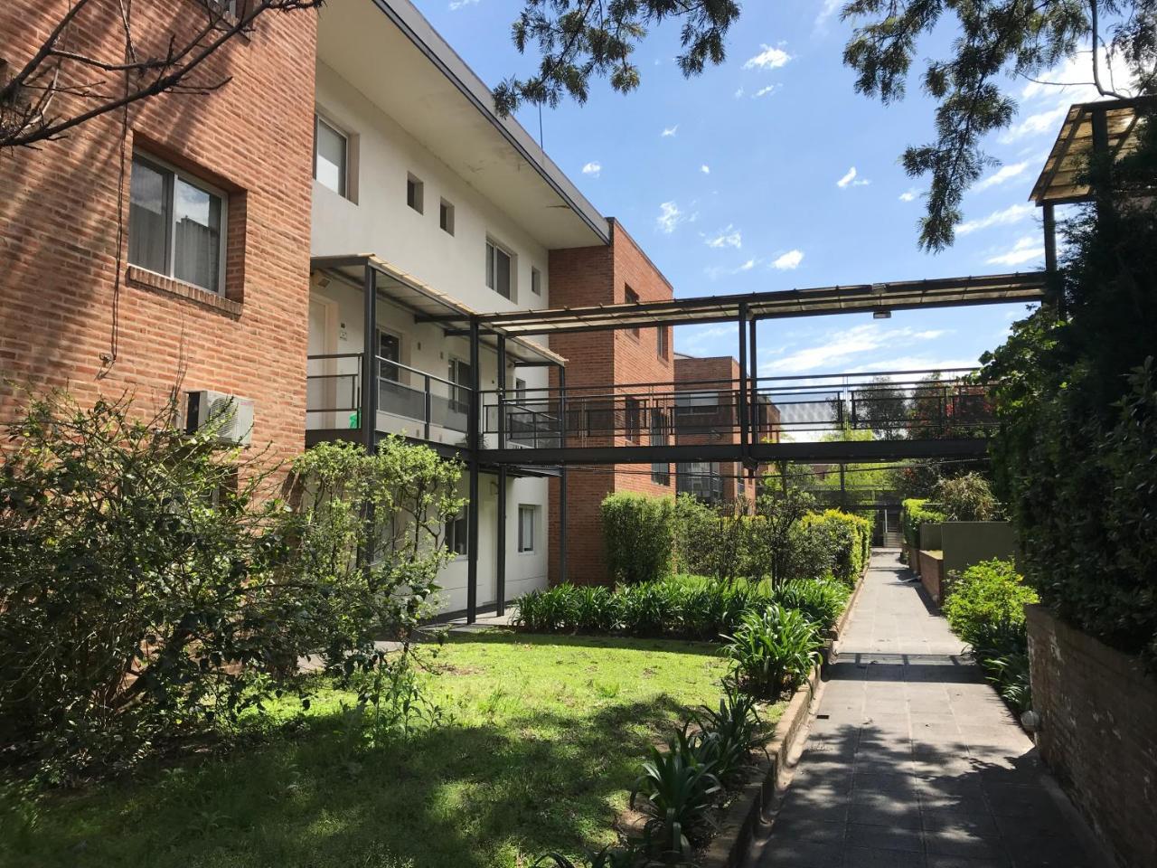 Apartamento En Country Pilar Piscina Parrilla Propia Hasta 4 Personas Eksteriør bilde